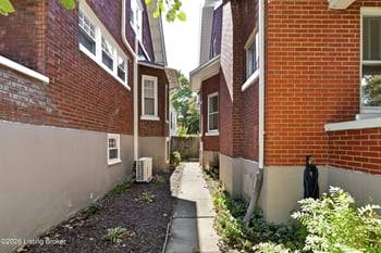 1908 Alfresco Pl, Louisville, KY 40205