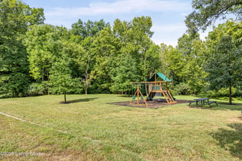 1909 Charbdin Pl, Louisville, KY 40207