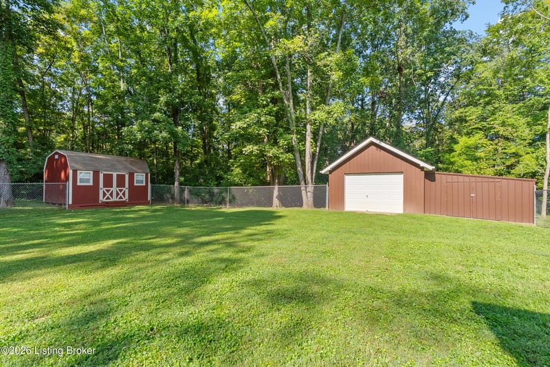 191 Briarway Dr, Mt Washington, KY 40047
