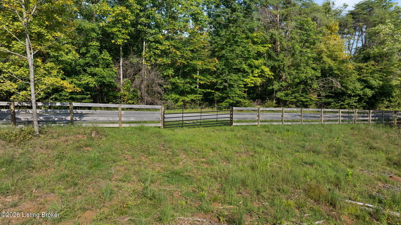 191 Lakeshore Dr, Leitchfield, KY 42754