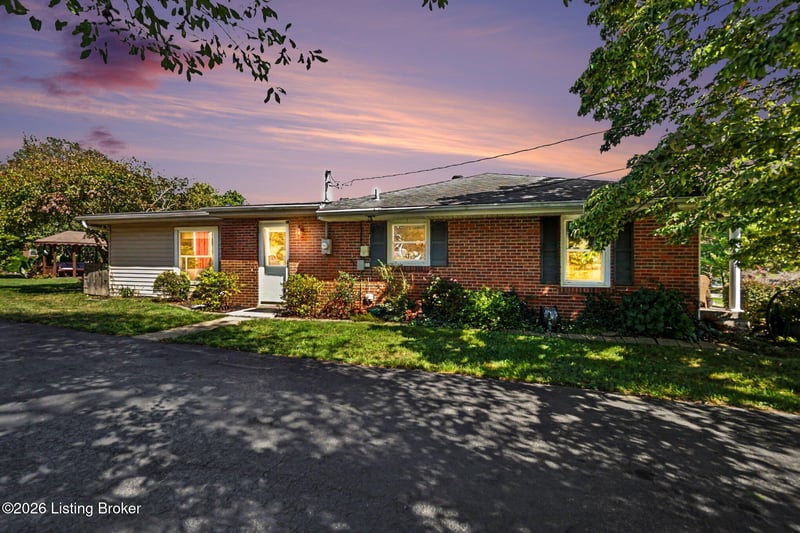 1911 Old Lawrenceburg Rd, Frankfort, KY 40601