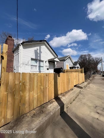 1913 Duncan St, Louisville, KY 40203
