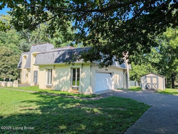 1913 Flat Rock Rd, Louisville, KY 40245