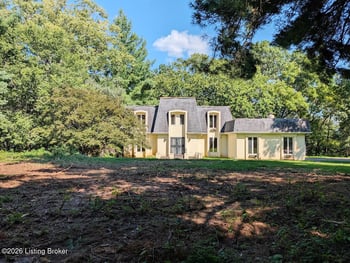 1913 Flat Rock Rd, Louisville, KY 40245