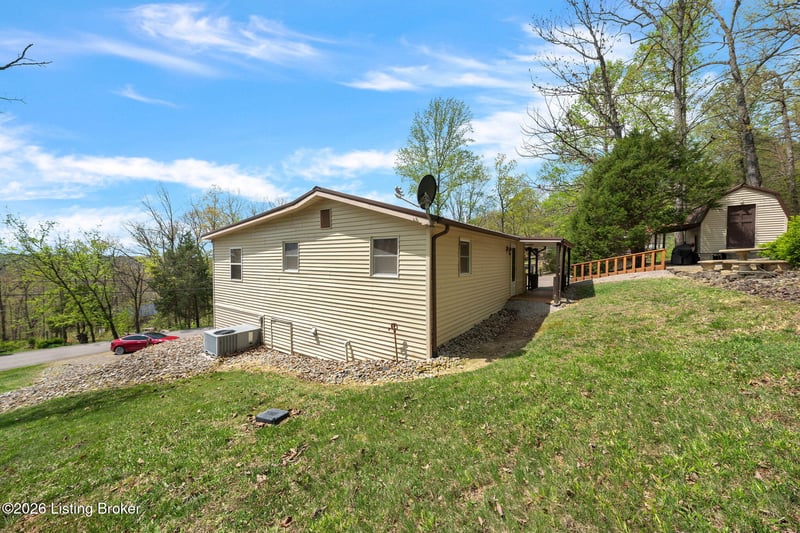 192 Ridgecrest Dr, Clarkson, KY 42726