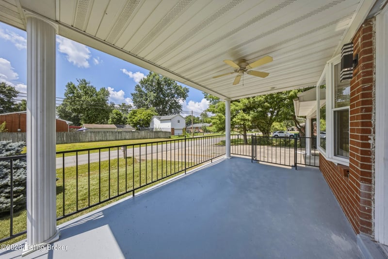 192 Strickland Way, Louisville, KY 40229