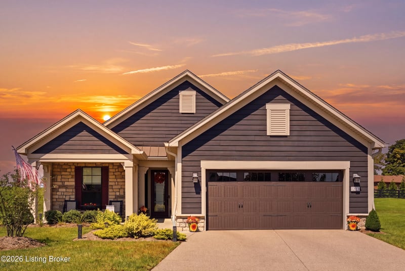 1922 Dressage Cir, Louisville, KY 40245