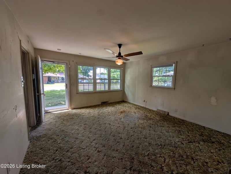 1924 Locust St, Madison, IN 47250