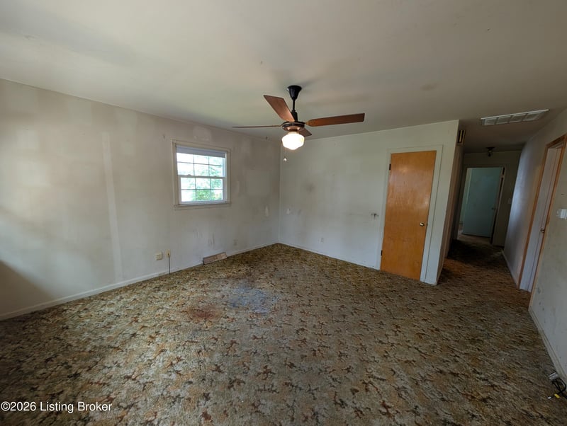1924 Locust St, Madison, IN 47250