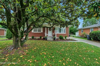 1924 White Oak Ln, Louisville, KY 40216