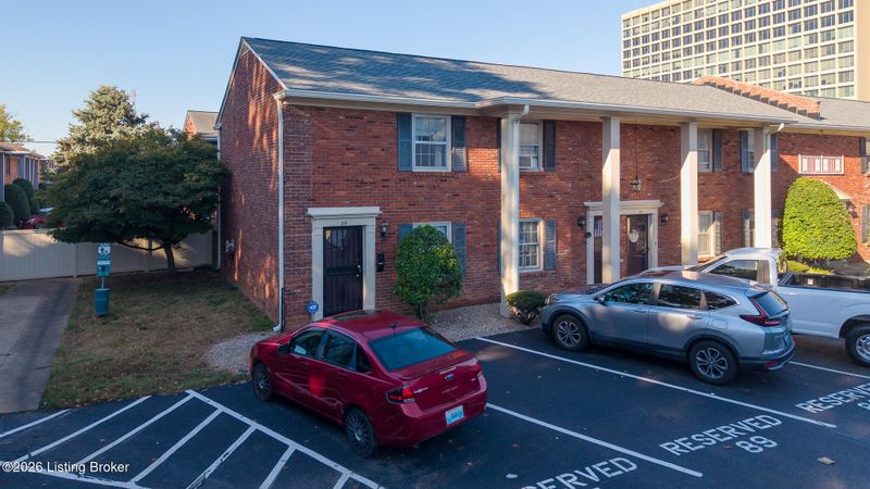 1926 Goldsmith Ln #89, Louisville, KY 40218