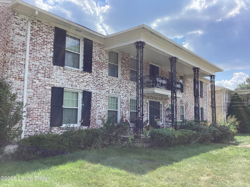 1936 Gardiner Ln, Louisville, KY 40205