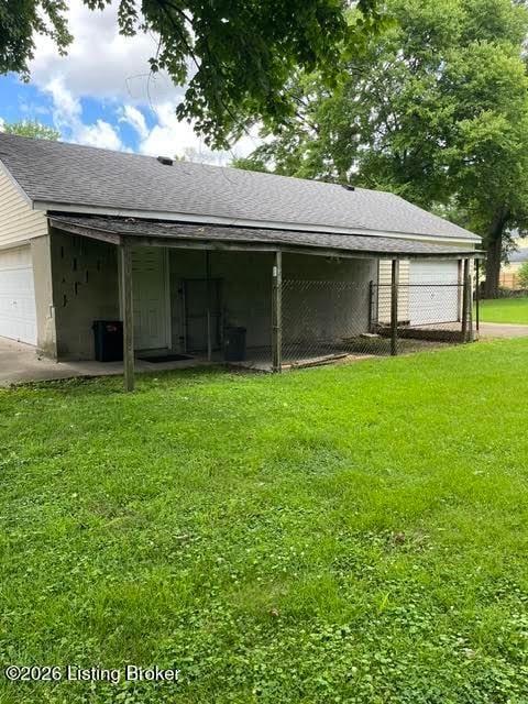 1938 Buechel Bank Rd, Louisville, KY 40218