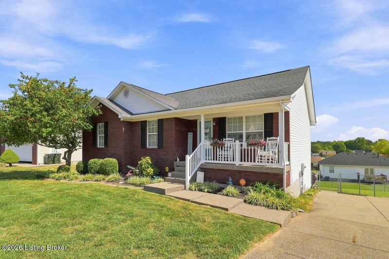 194 Holly Marie Dr, Mt Washington, KY 40047