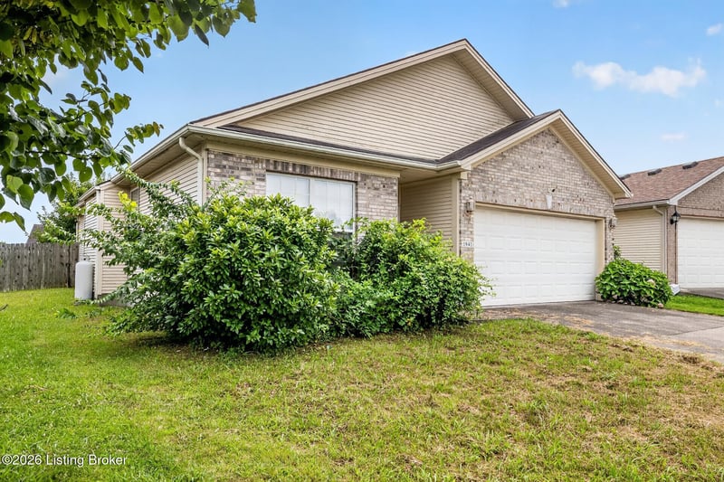 1941 Millbank Rd, Lexington, KY 40511
