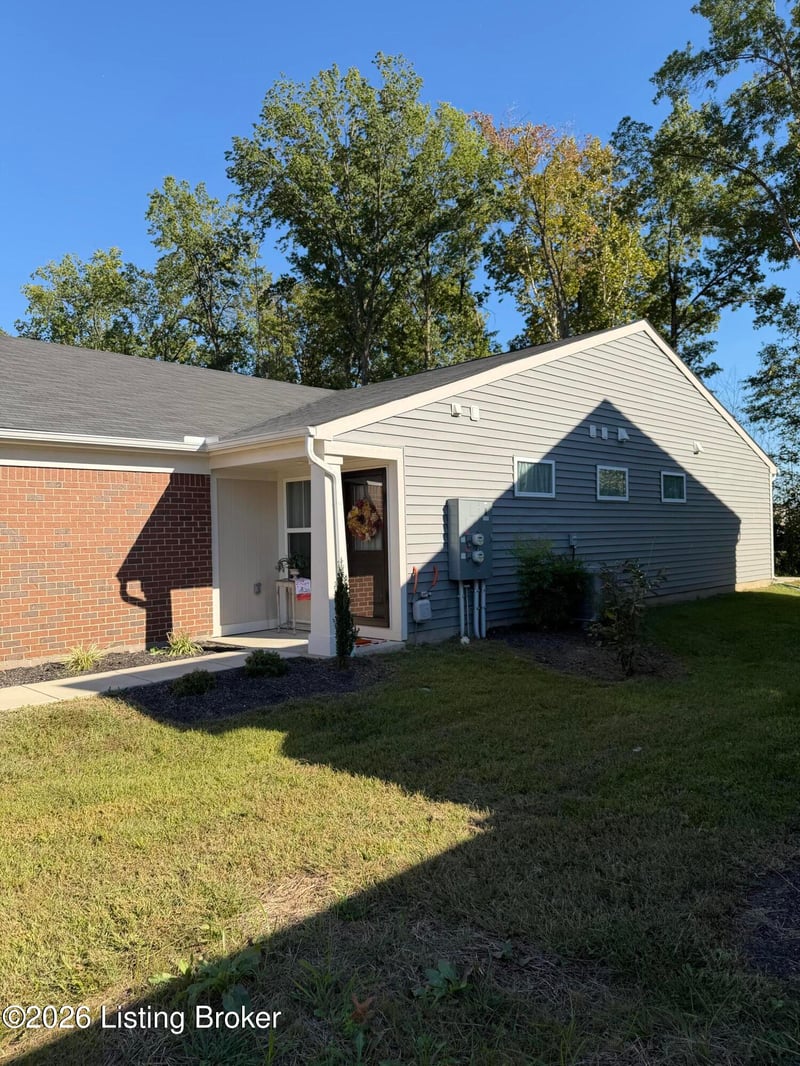 195 Harvest Moon Ct #211B, Shepherdsville, KY 40165