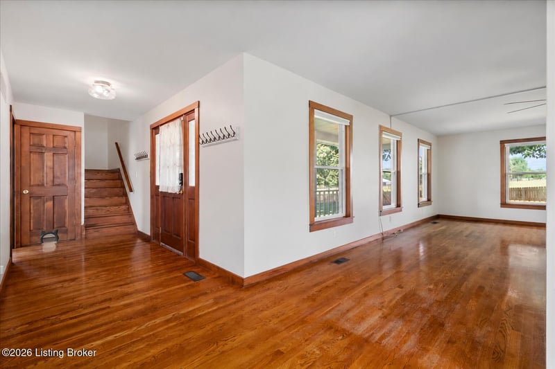 195 Locust Grove Rd, Shelbyville, KY 40065