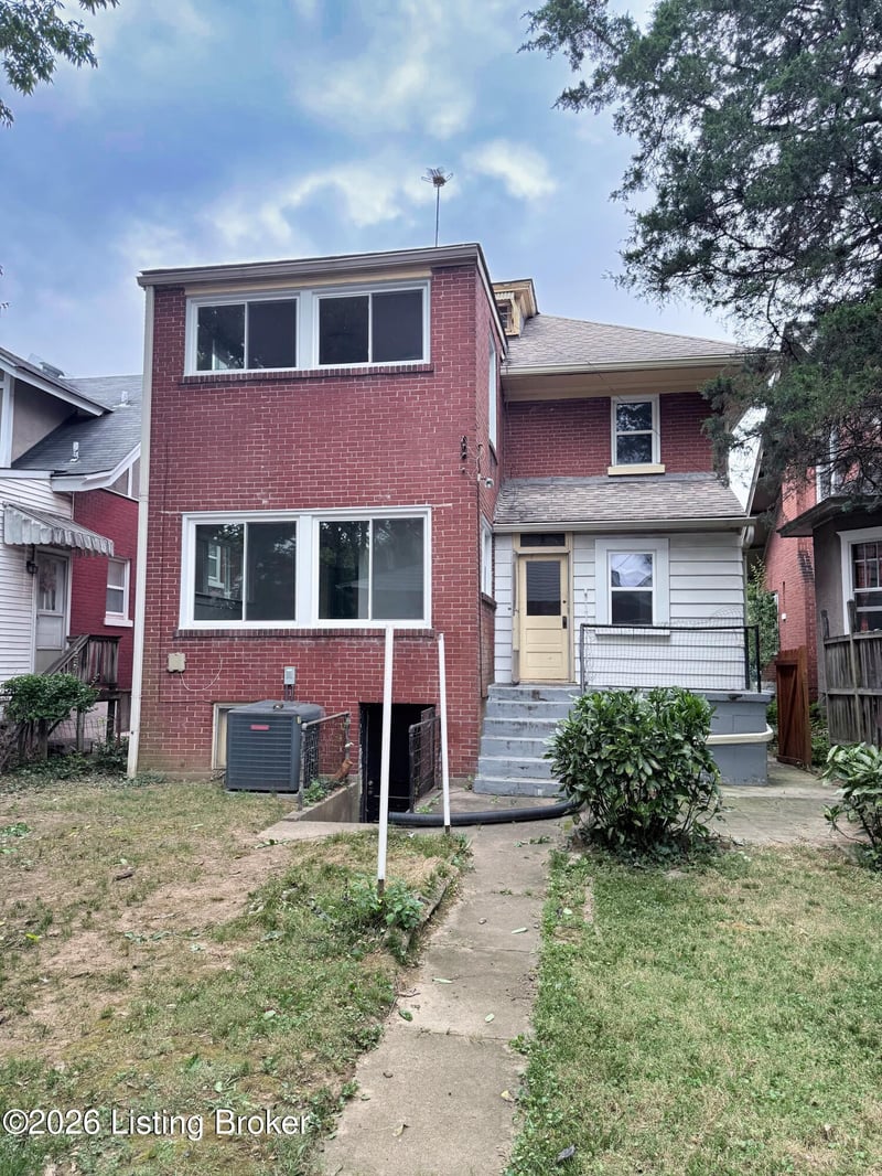 1950 Roanoke Ave, Louisville, KY 40205