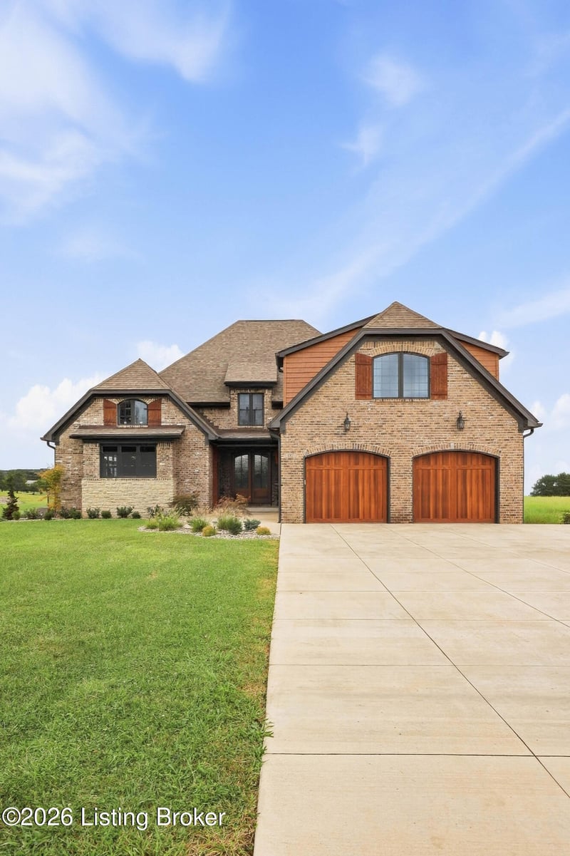 197 Longview Dr, Shepherdsville, KY 40165