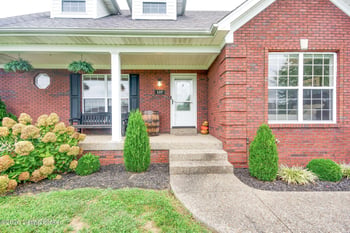 197 Stonecrest Dr, Fisherville, KY 40023