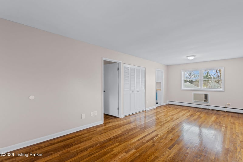 198 Crescent Ave #APT 13, Louisville, KY 40206