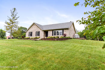 199 Lickskillet Dr, Shepherdsville, KY 40165