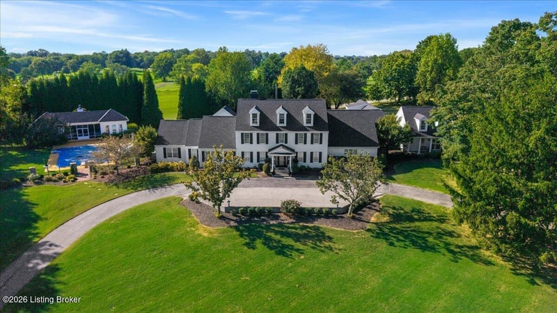 2 Stone Creek Pk, Owensboro, KY 42303