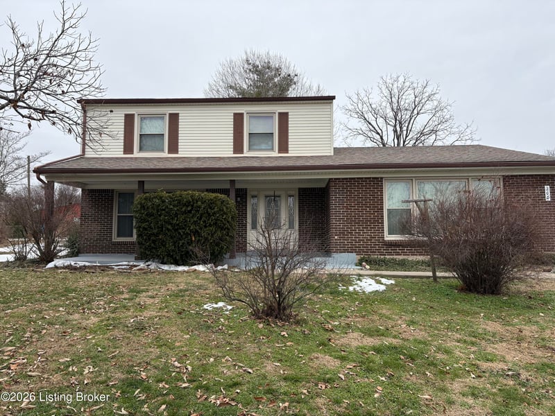 200 Castlerock Dr, Shepherdsville, KY 40165
