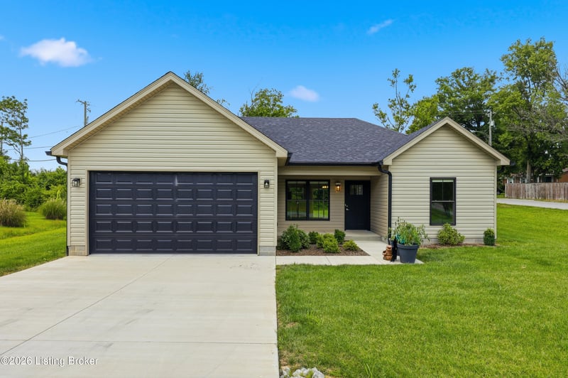 200 Evergreen Dr, Lawrenceburg, KY 40342