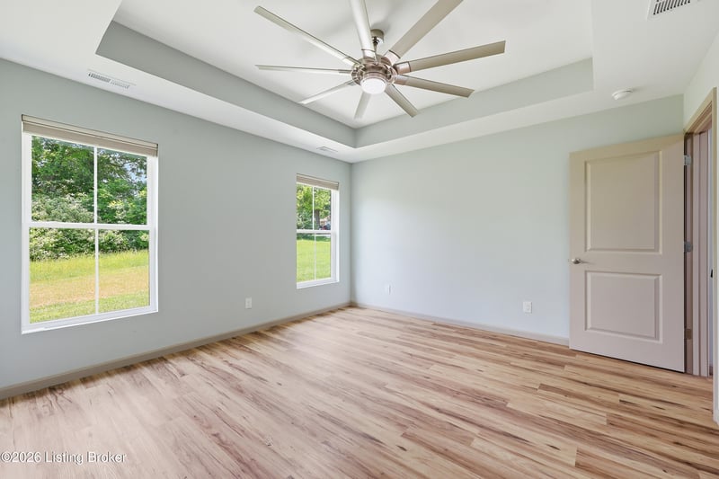 200 Evergreen Dr, Lawrenceburg, KY 40342