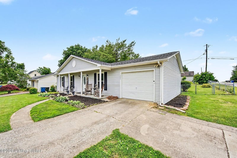 200 Grant Dr, Lawrenceburg, KY 40342