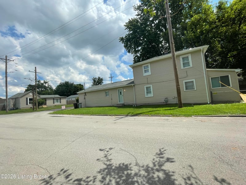 200 Mohawk Ave, Louisville, KY 40209