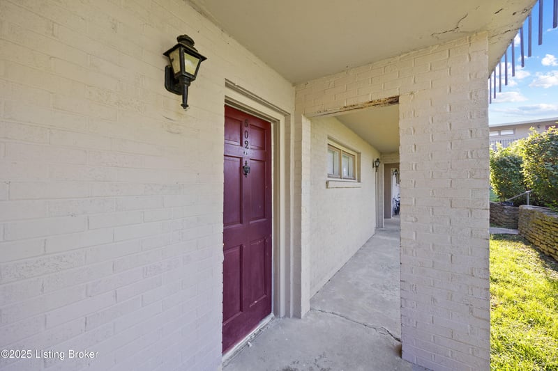200 Thistlewood Ave #602, Frankfort, KY 40601