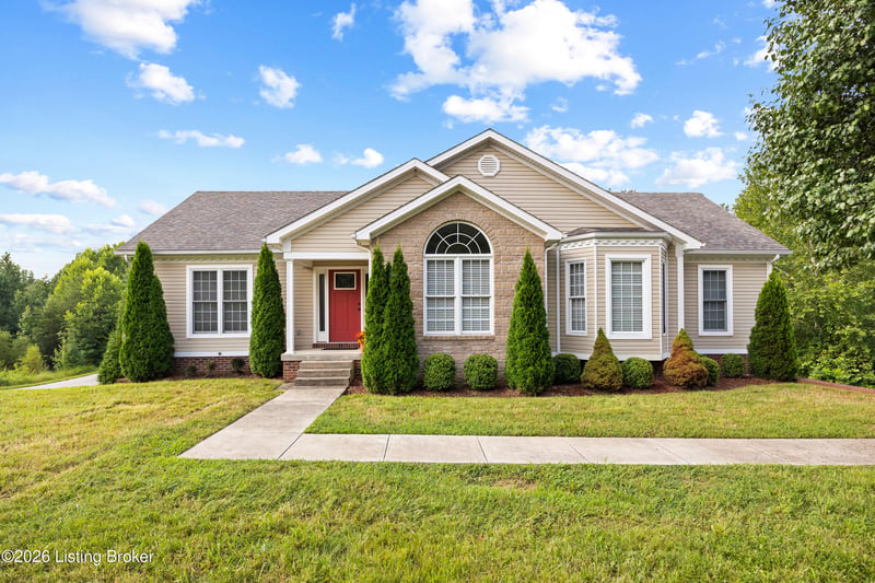 2001 Haven Oak Ct, New Haven, KY 40051