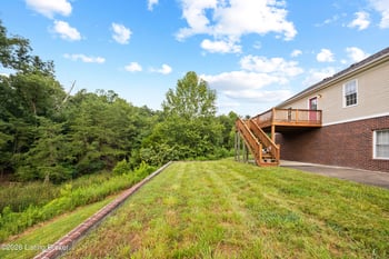2001 Haven Oak Ct, New Haven, KY 40051