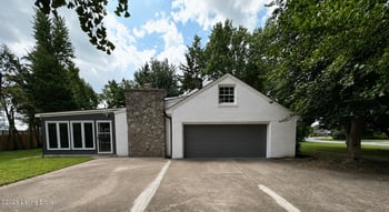 2003 Newmarket Dr, Louisville, KY 40222