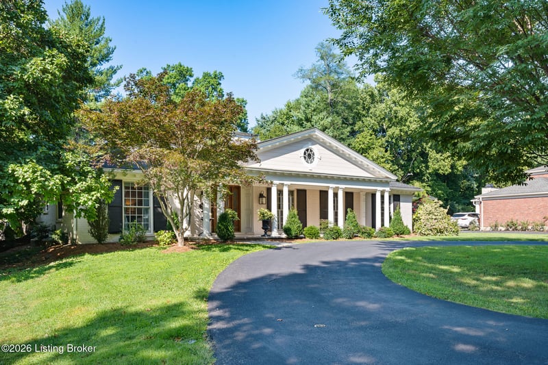 2004 Starmont Rd, Louisville, KY 40207