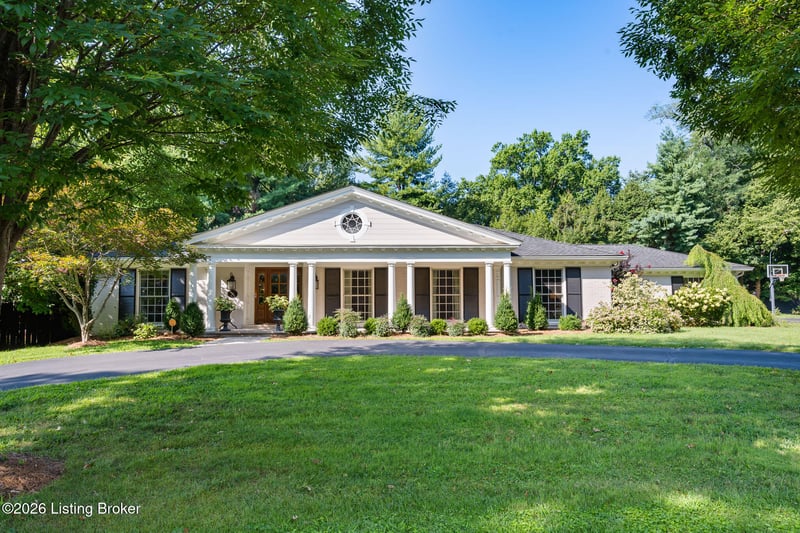 2004 Starmont Rd, Louisville, KY 40207