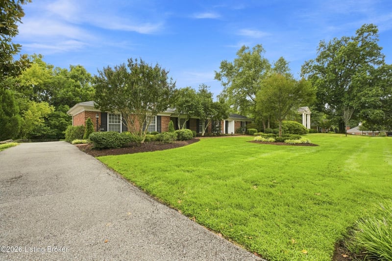 2005 Camargo Rd, Louisville, KY 40207