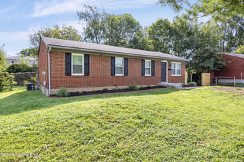 2007 Ayars Ct, Louisville, KY 40218