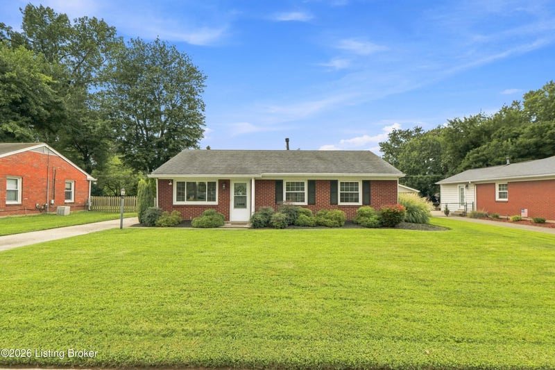 2008 Keeneland Blvd, Louisville, KY 40223