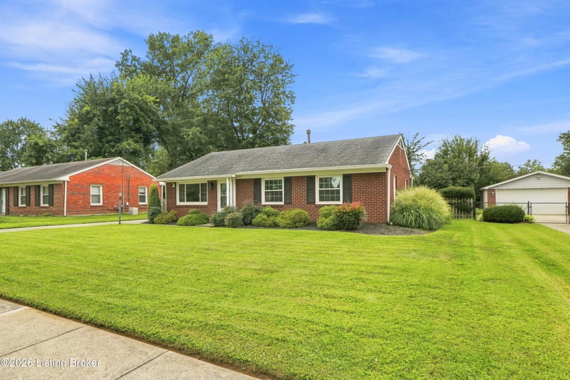 2008 Keeneland Blvd, Louisville, KY 40223