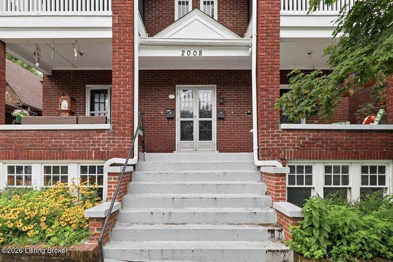 2008 Murray Ave, Louisville, KY 40205