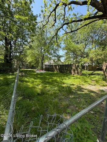 2008 Pirtle St, Louisville, KY 40203