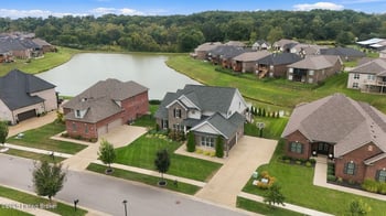 2008 Scenic Lakes Dr, Louisville, KY 40245
