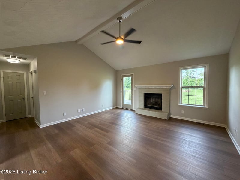 2008 W Sandstone Ct, Bardstown, KY 40004