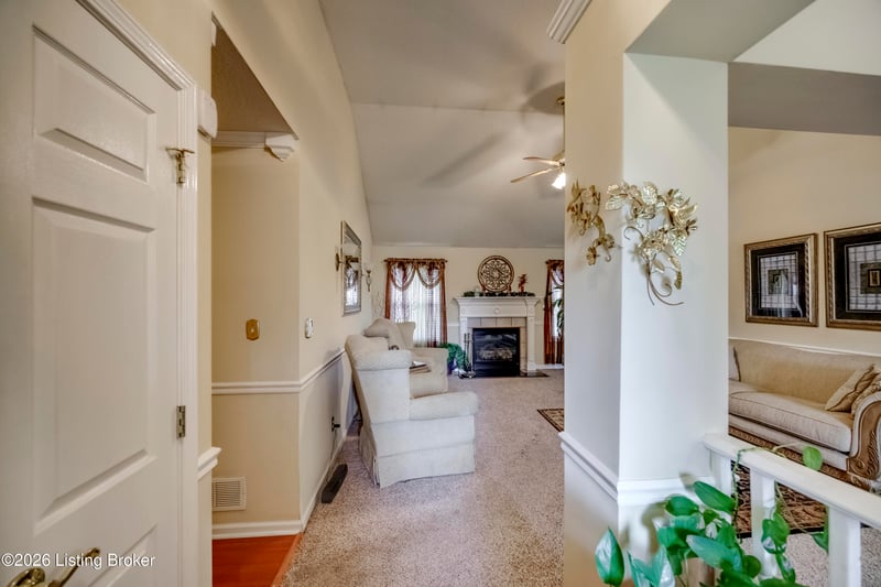 2009 Stephanie Kaye Dr, La Grange, KY 40031