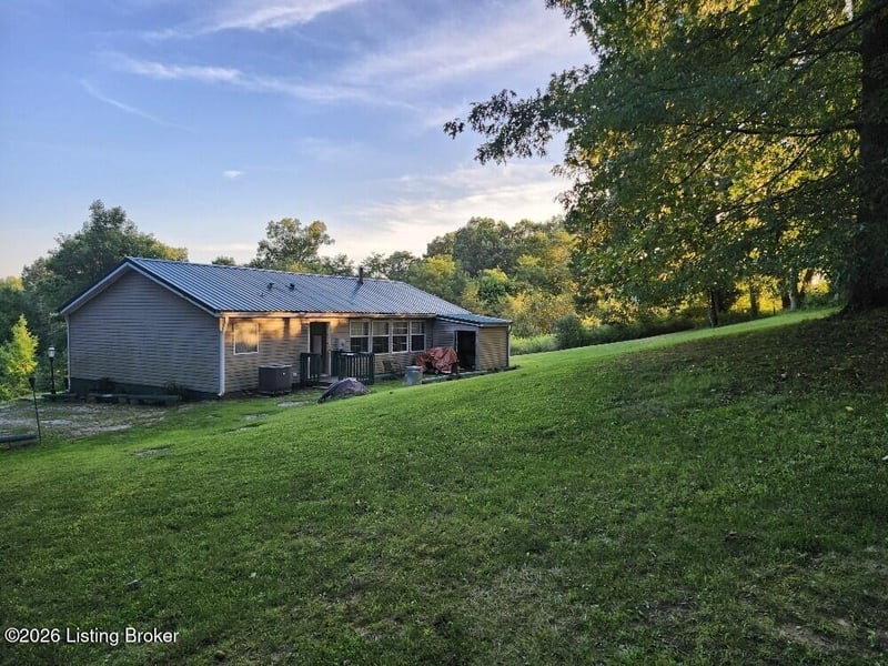 201 Briar Fork Rd, Sanders, KY 41083