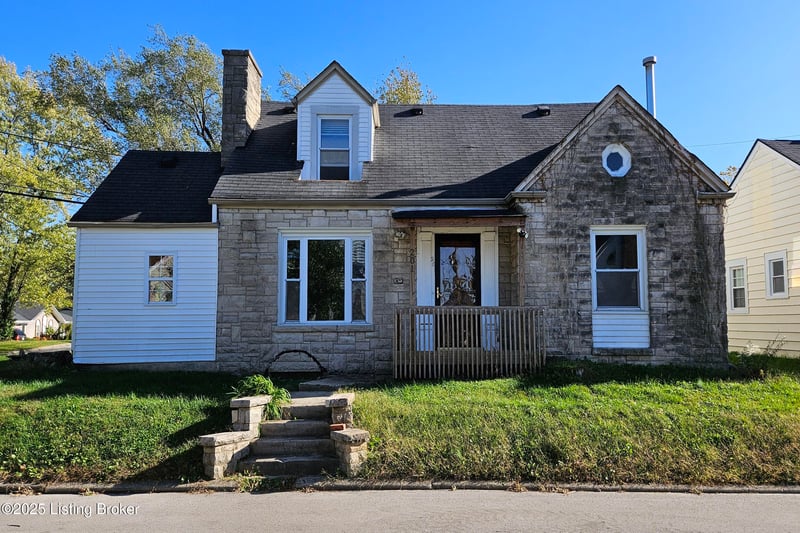 201 Virginia Ct, New Albany, IN 47150