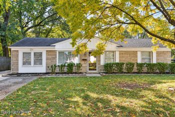 2010 Cedarcrest Dr, Louisville, KY 40242